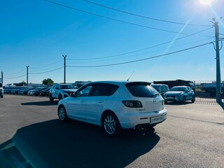 2008 Mazda 3 I (BK) Рестайлинг, белый, 809000 рублей, вид 4