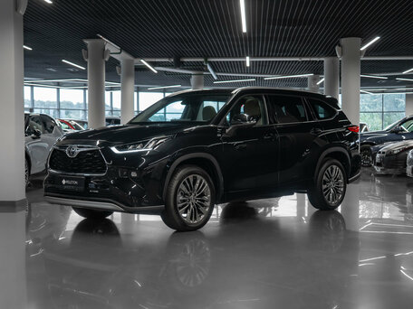 Toyota Highlander IV (XU70)