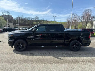 2025 Ram 1500 Crew Cab eTorque V Рестайлинг, чёрный, 5860618 рублей, вид 4