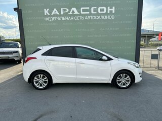 2014 Hyundai i30 II, белый, 895000 рублей, вид 4
