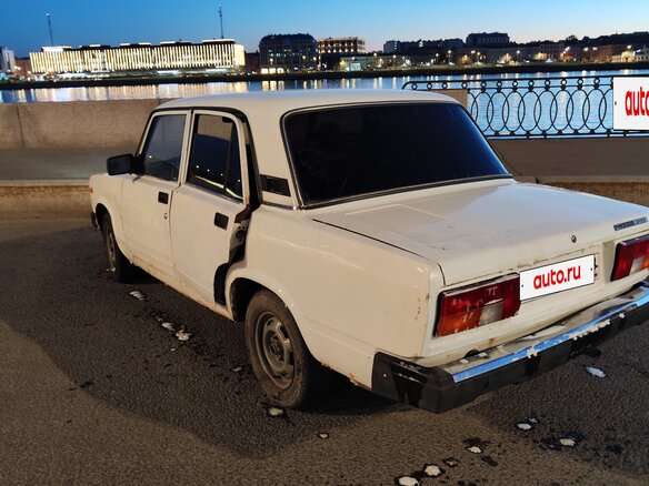 2010 Lada (ВАЗ) 2105, белый, 80500 рублей - вид 11