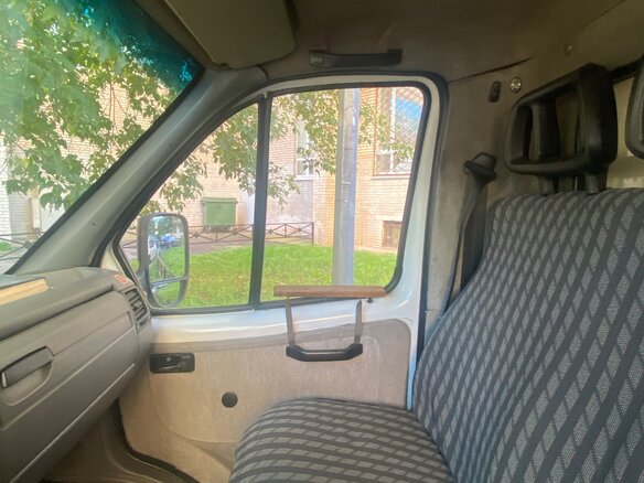 2004 ГАЗ ГАЗель (3302), белый, 500000 рублей - вид 9