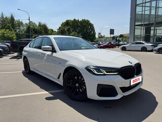 2021 BMW 5 серии 520d xDrive VII (G30/G31/G38) Рестайлинг, белый, 4700000 рублей, вид 2