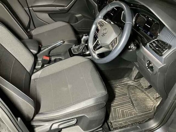 2022 Volkswagen T-Cross I, серый, 1220000 рублей - вид 4