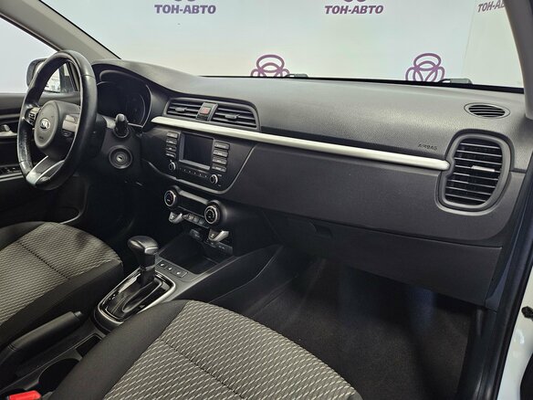 2019 Kia Rio IV, белый - вид 12