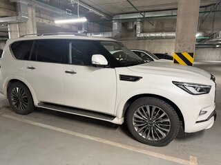 2021 Infiniti QX80 I Рестайлинг 3, белый, 7900000 рублей, вид 2