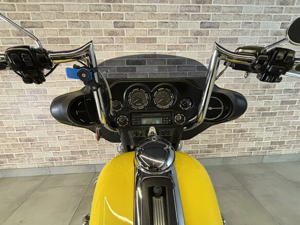 2008 Harley-Davidson Electra Glide, жёлтый, 845000 рублей - вид 7