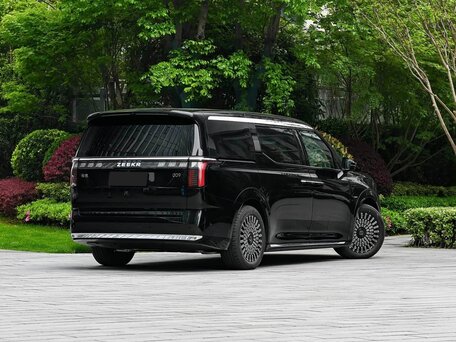 2026 Zeekr 009 140 kWh I Рестайлинг, чёрный, 12400000 рублей, вид 5