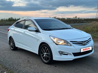 2015 Hyundai Solaris I Рестайлинг, белый, 890000 рублей, вид 1
