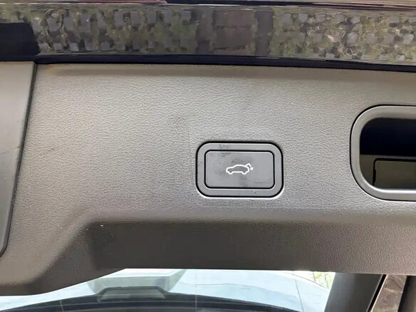 2025 Geely Boyue L I Рестайлинг, чёрный, 2590017 рублей - вид 31