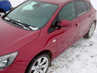 2011 Opel Astra J, красный, 450000 рублей, вид 2