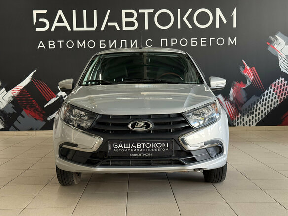 2021 Lada (ВАЗ) Granta I Рестайлинг, серебристый, 695000 рублей - вид 2