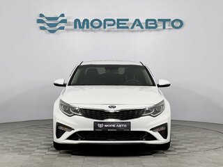 2019 Kia Optima IV Рестайлинг, белый, 1730000 рублей, вид 2