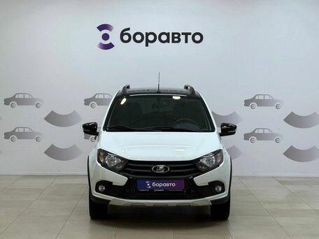 2025 Lada (ВАЗ) Granta Cross I Рестайлинг, белый, 1010000 рублей, вид 2