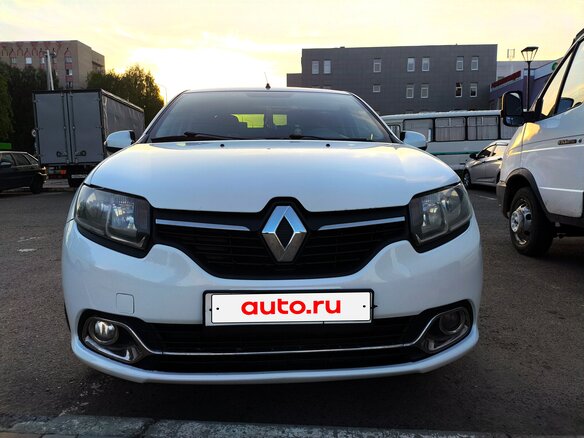 2017 Renault Logan II, белый