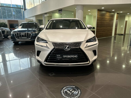 2020 Lexus NX 200 I Рестайлинг, серебристый, 3553000 рублей, вид 2
