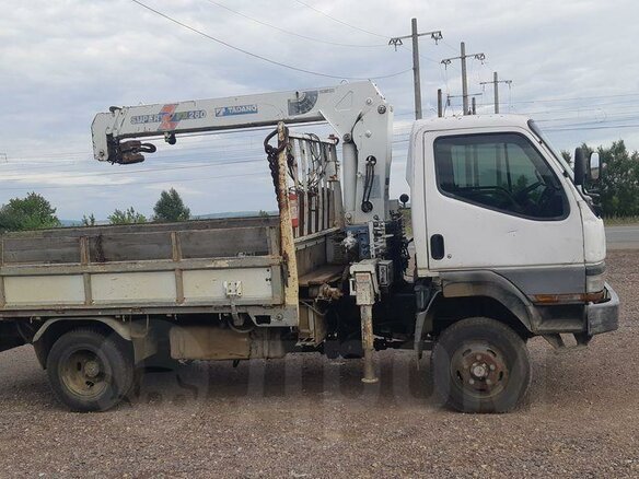 1997 Fuso (Mitsubishi) Canter, белый, 2500000 рублей - вид 11
