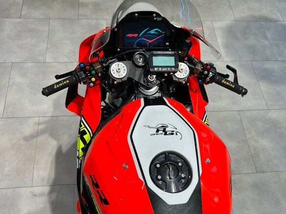 2019 BMW S 1000 RR, серебристый, 3000000 рублей - вид 16