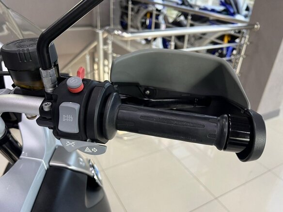 2012 BMW R 1200 GS, серый, 900000 рублей - вид 18