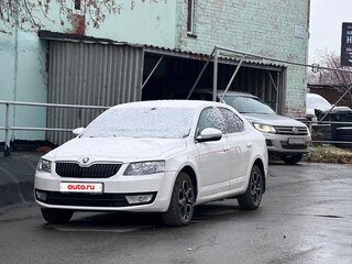 2015 Skoda Octavia III (A7), белый, 1000000 рублей, вид 4
