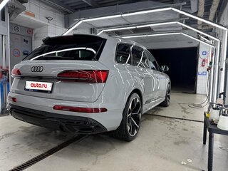 2020 Audi Q7 55 TFSI II (4M) Рестайлинг, серый, 5900000 рублей, вид 4