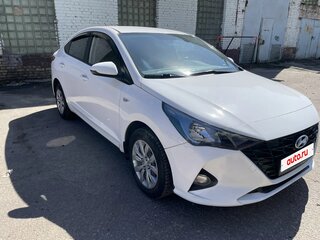 2021 Hyundai Solaris II Рестайлинг, белый, 1199000 рублей, вид 1
