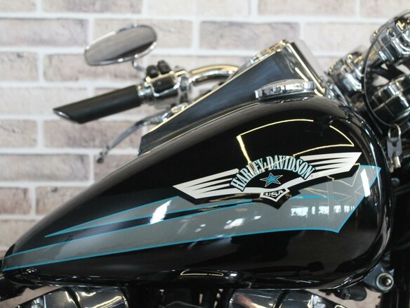 2008 Harley-Davidson Fat Boy, чёрный, 850000 рублей - вид 10