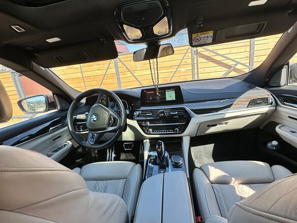 2017 BMW 6 серии 630d xDrive IV (G32), пурпурный - вид 29