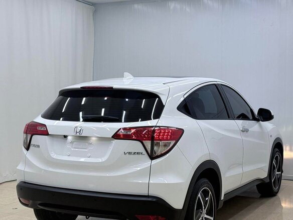 2022 Honda Vezel I Рестайлинг, белый, 1165000 рублей - вид 5