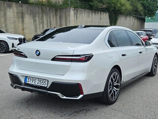 2025 BMW 7 серии 740d xDrive VII (G70), белый, 14300000 рублей, вид 2