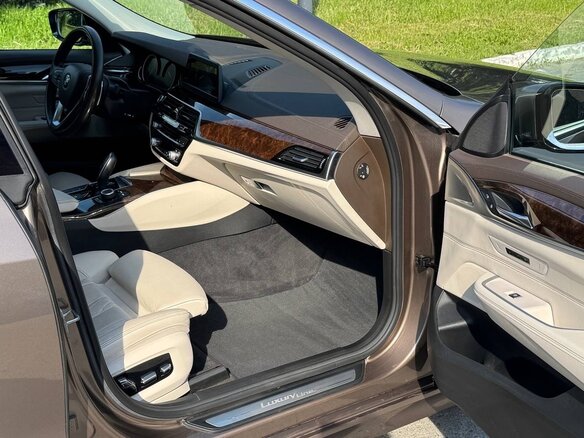 2018 BMW 6 серии Gran Turismo 630d xDrive IV (G32), бежевый, 4550000 рублей - вид 9