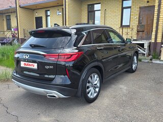 2019 Infiniti QX50 II, чёрный, 2000000 рублей, вид 5