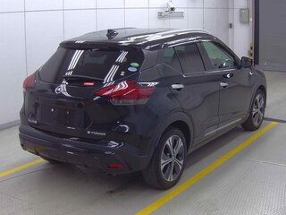 2021 Nissan Kicks I Рестайлинг, чёрный, 1650000 рублей, вид 4