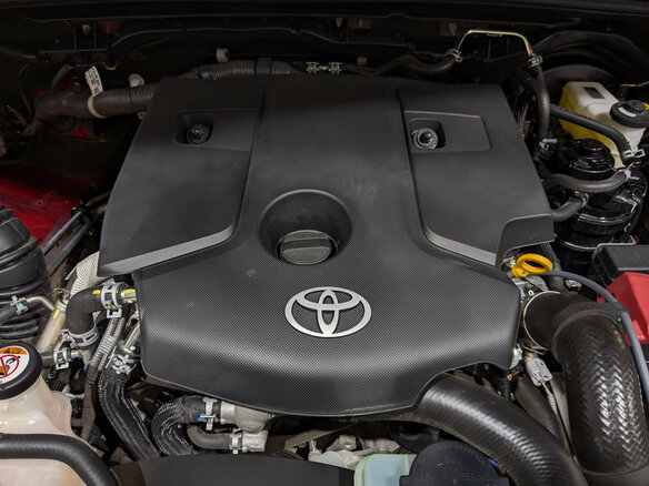 2020 Toyota Hilux VIII Рестайлинг 2, красный - вид 8