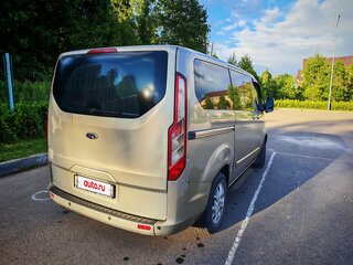 2013 Ford Tourneo Custom SWB I, серебристый, 1480000 рублей, вид 3