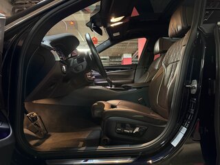 2021 BMW 6 серии Gran Turismo 630i xDrive IV (G32) Рестайлинг, синий, 6500000 рублей, вид 3