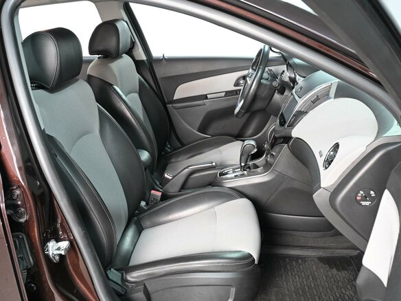 2015 Chevrolet Cruze I Рестайлинг, коричневый - вид 7