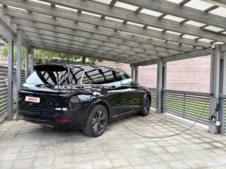 2024 Li Auto (Lixiang) L9 52.3 kWh I Рестайлинг, чёрный, 7950000 рублей, вид 4