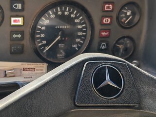 1995 Mercedes-Benz T1, жёлтый, 520000 рублей, вид 4