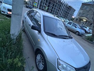 2013 Lada (ВАЗ) Granta I, серебристый, 230000 рублей, вид 2