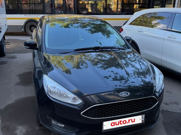 2017 Ford Focus III Рестайлинг, чёрный, 910000 рублей - вид 2