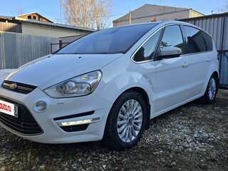 2014 Ford S-MAX I Рестайлинг, белый, 1250000 рублей, вид 1