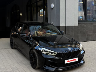 2022 BMW 1 серии M135i xDrive III (F40), чёрный, 3890000 рублей, вид 1