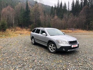 2012 Skoda Octavia Scout II (A5) Рестайлинг, серебристый, 1030000 рублей, вид 2