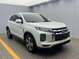 2022 Mitsubishi ASX I Рестайлинг 3, белый, 1680000 рублей, вид 3
