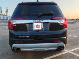 2020 GMC Acadia II Рестайлинг, чёрный, 1790000 рублей, вид 4