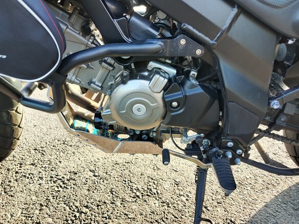 2013 Suzuki V-Strom DL 650, белый, 700000 рублей - вид 5