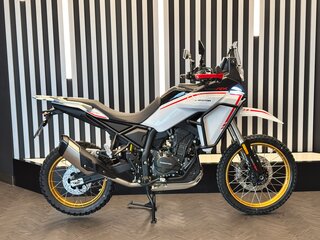 2026 QJMotor SRT 450 RX, белый, 625000 рублей, вид 2