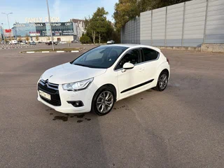 2013 Citroen DS4, белый, 980000 рублей, вид 1