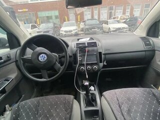 2002 Volkswagen Polo IV, серебристый, 135000 рублей, вид 2